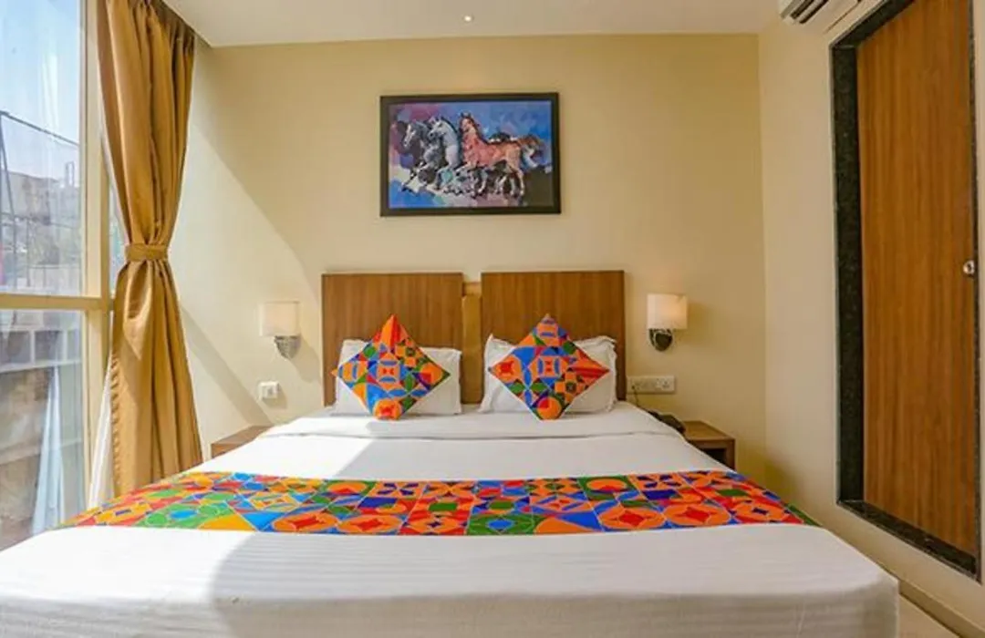 Fabhotel Royal International - Nr Mumbai International Airport-1