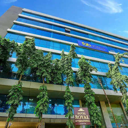 Fabhotel Royal International - Nr Mumbai International Airport-3